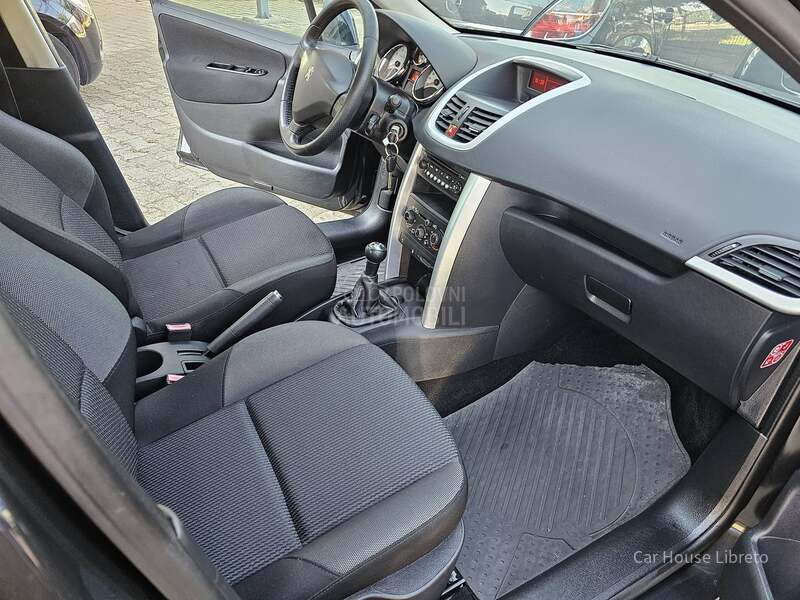 Peugeot 207 1.4