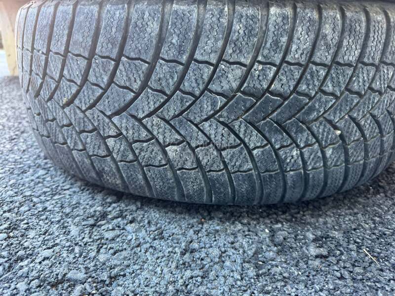 Bridgestone 205/55 R16 Zimska