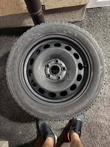 Bridgestone 205/55 R16 Zimska