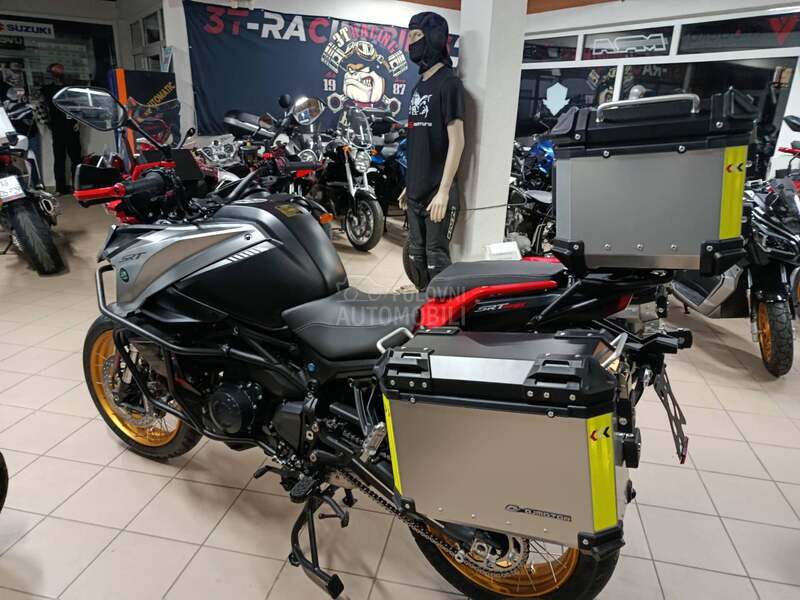 QJMOTOR SRT 900 SX SRT900