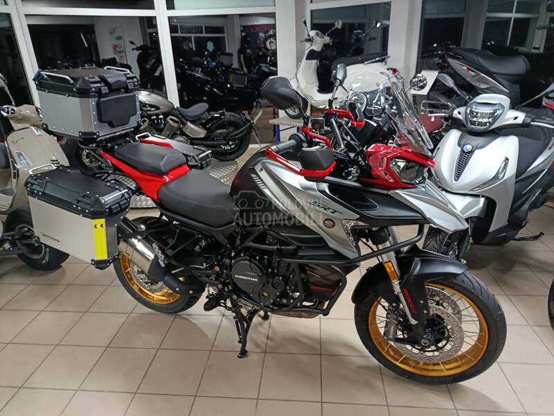 QJMOTOR SRT 900 SX SRT900