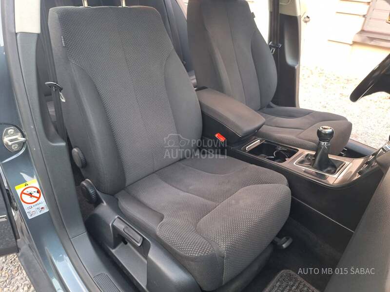 Volkswagen Passat B6 1.9 TDI BLUEMOTION