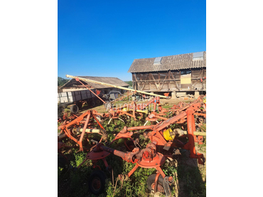 Deutz-Fahr Khun Fella Rastresaci