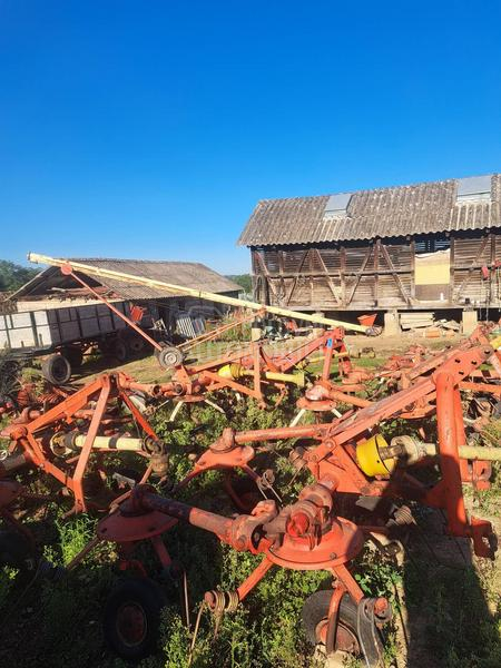 Deutz-Fahr Khun Fella Rastresaci