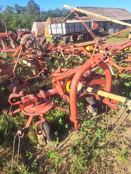 Deutz-Fahr Khun Fella Rastresaci