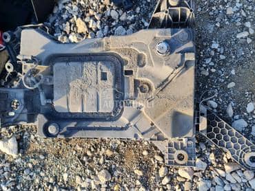 rezervar urea za Peugeot 308 od 2014. do 2020. god.