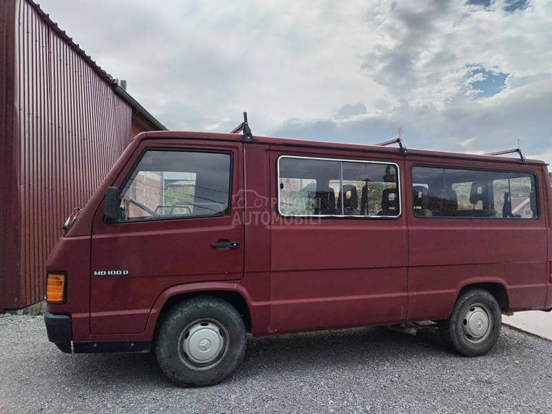 Mercedes Benz Mb100 