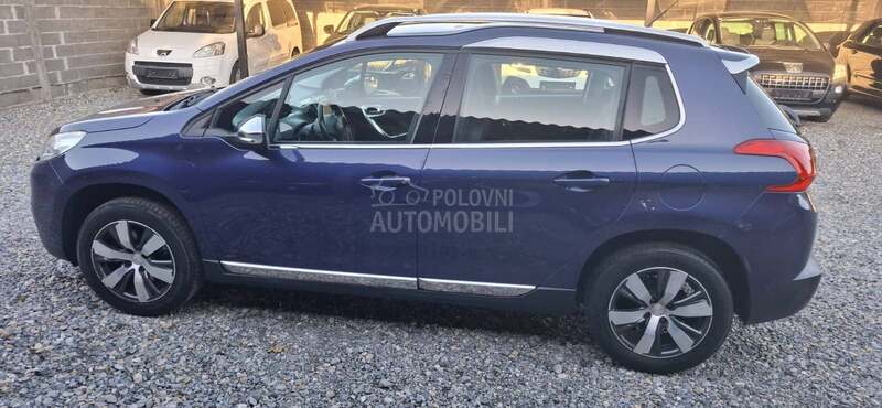 Peugeot 2008 1.2