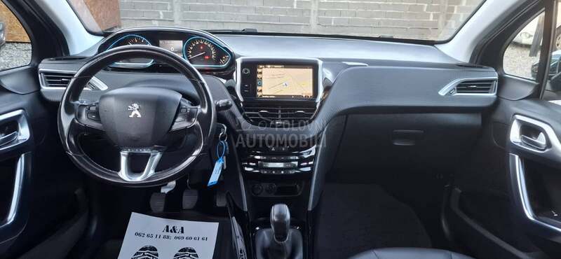 Peugeot 2008 1.2