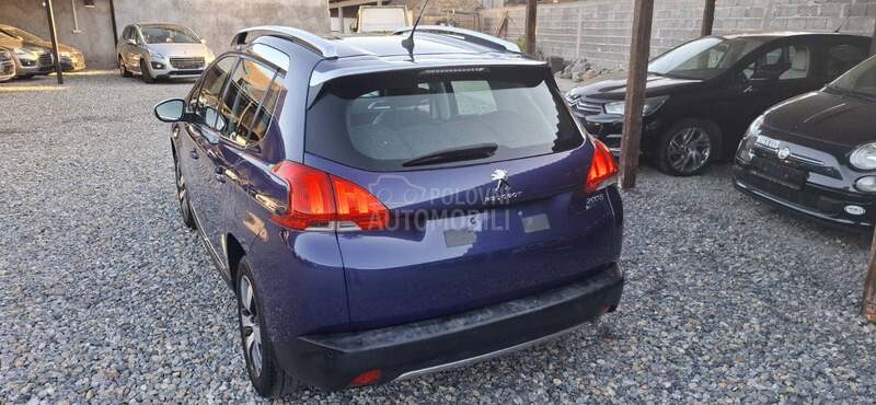 Peugeot 2008 1.2