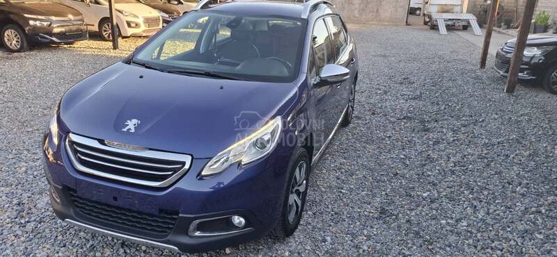 Peugeot 2008 1.2