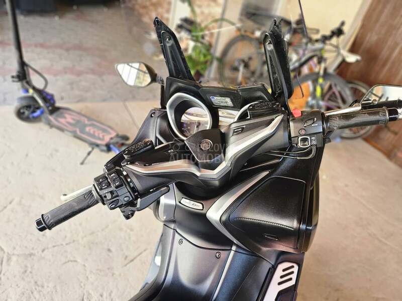 Yamaha T max 530 DX