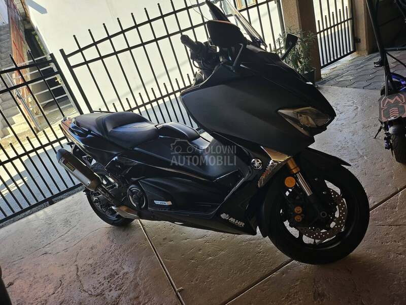 Yamaha T max 530 DX