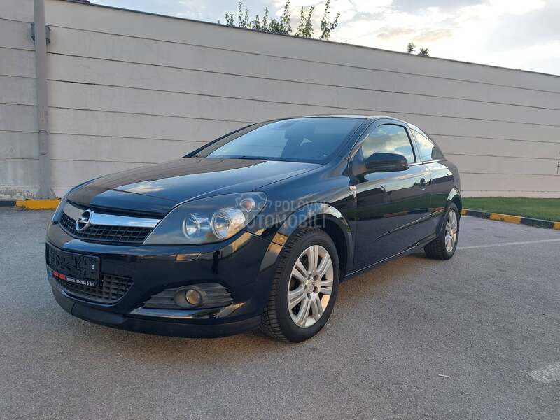 Opel Astra H 1.6 GTC COSMO