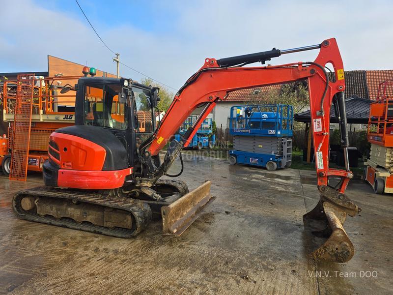 Kubota U55 Top stanje