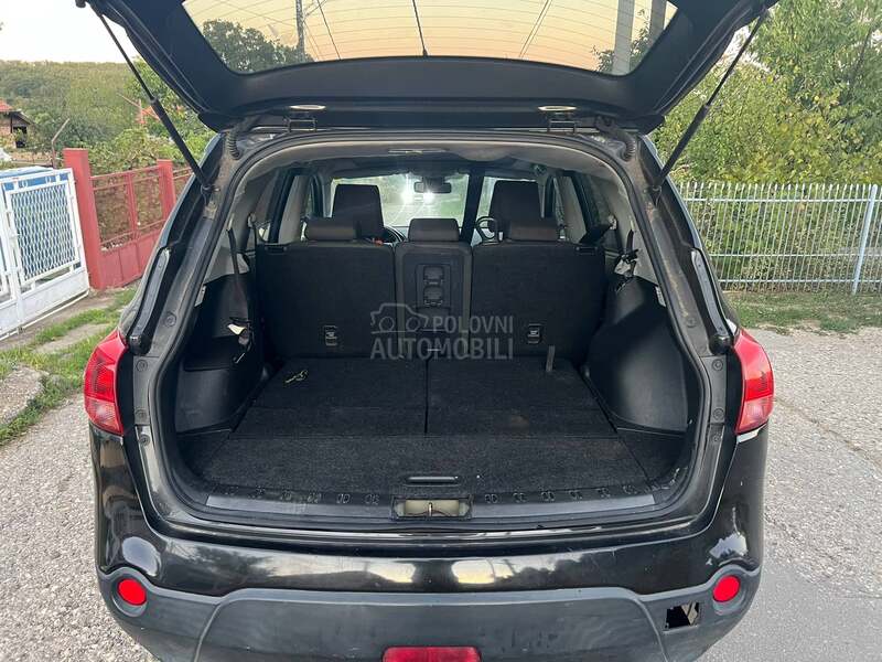 Nissan Qashqai + 2 PANO