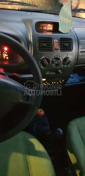 Opel Agila 1,0