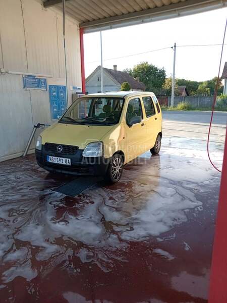 Opel Agila 1,0
