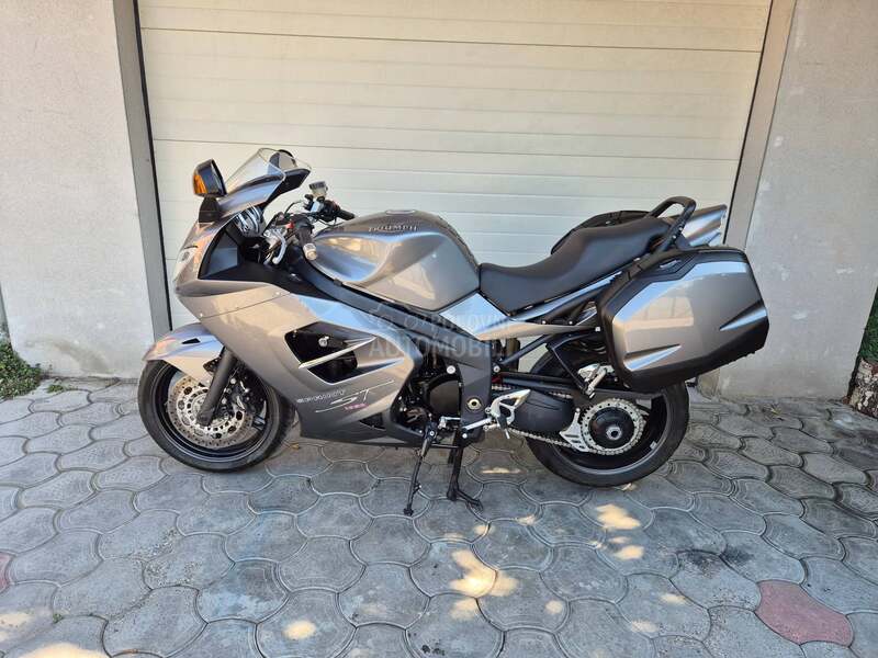 Triumph Sprint 1050 ST