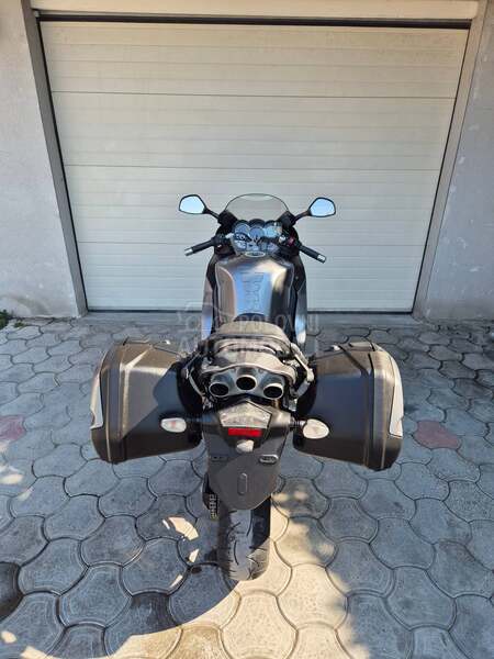 Triumph Sprint 1050 ST