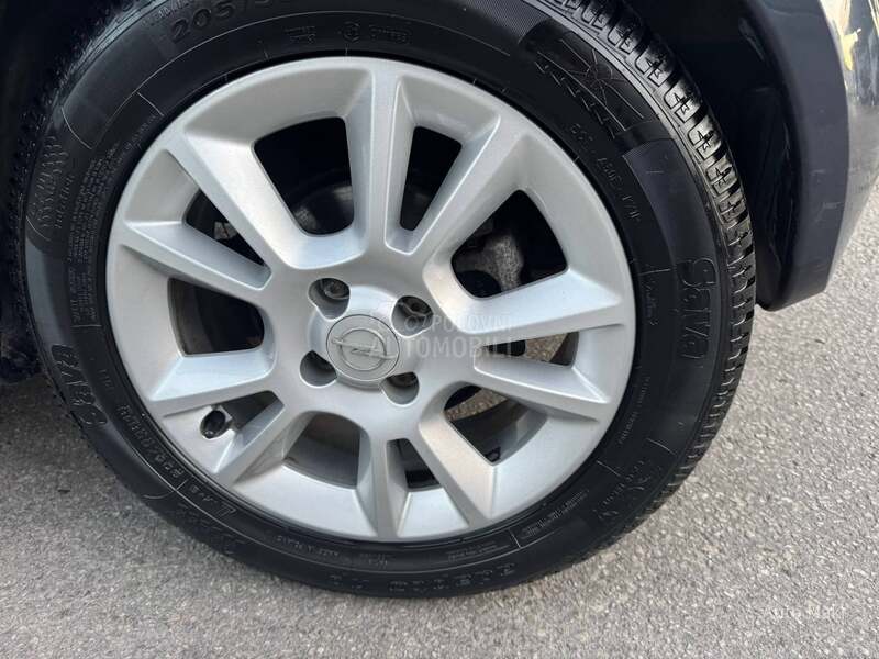 Opel Tigra 1.8