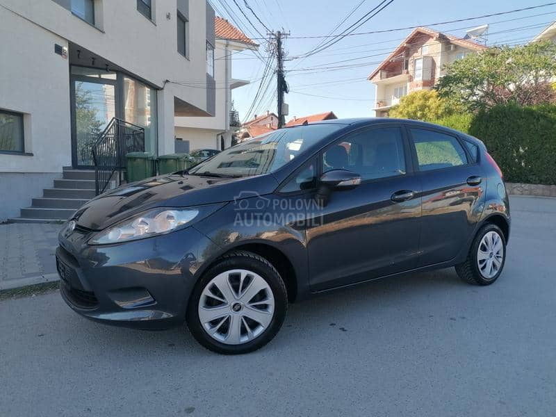 Ford Fiesta 1.2i TREND LINE CH