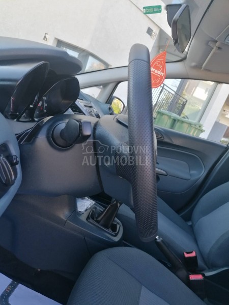 Ford Fiesta 1.2i TREND LINE CH