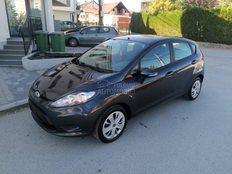 Ford Fiesta 1.2i TREND LINE CH