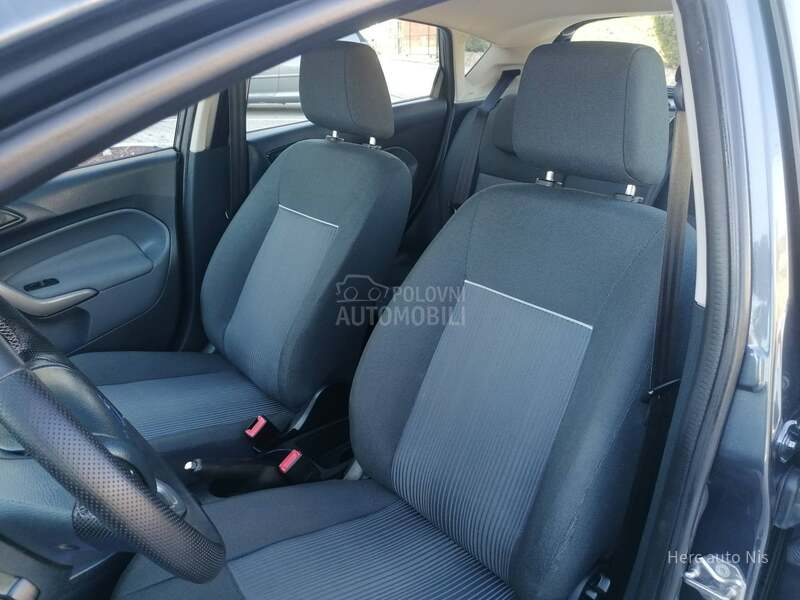 Ford Fiesta 1.2i TREND LINE CH