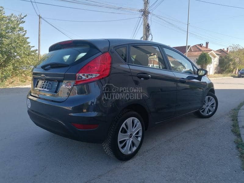 Ford Fiesta 1.2i TREND LINE CH