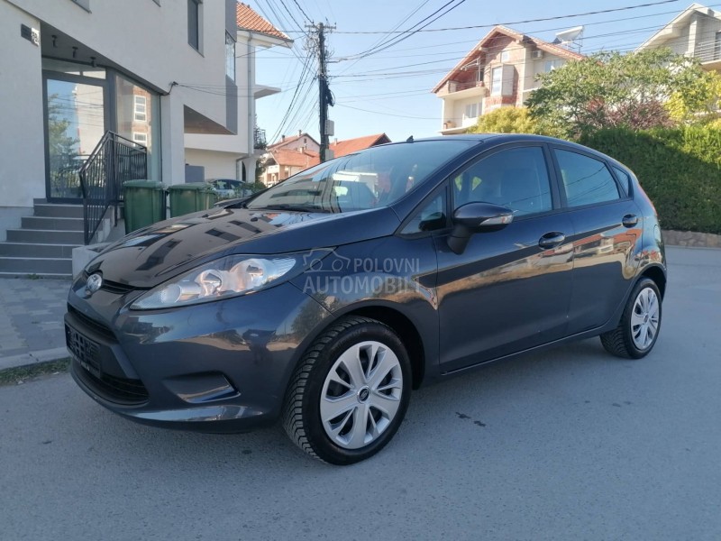 Ford Fiesta 1.2i TREND LINE CH