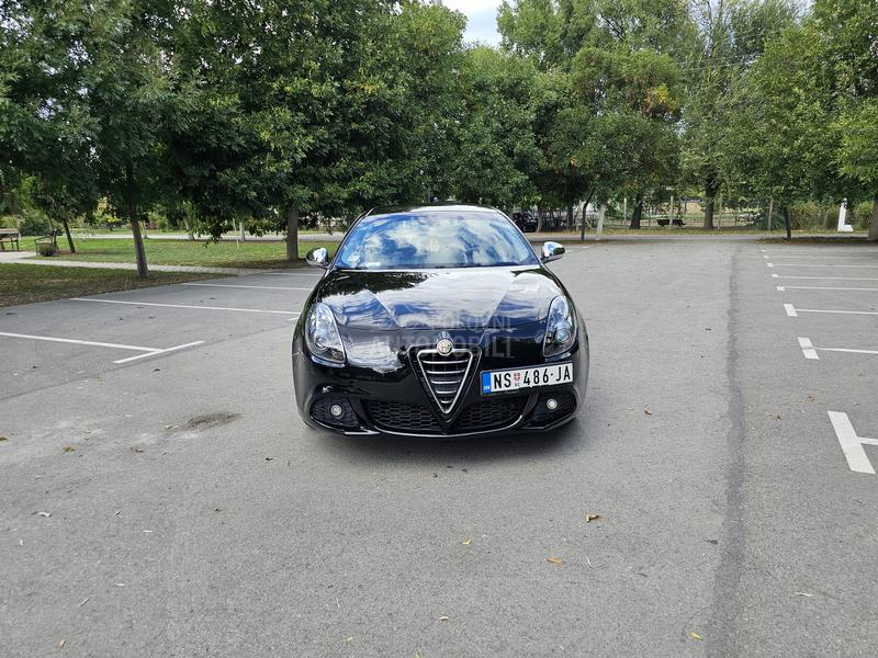 Alfa Romeo Giulietta 