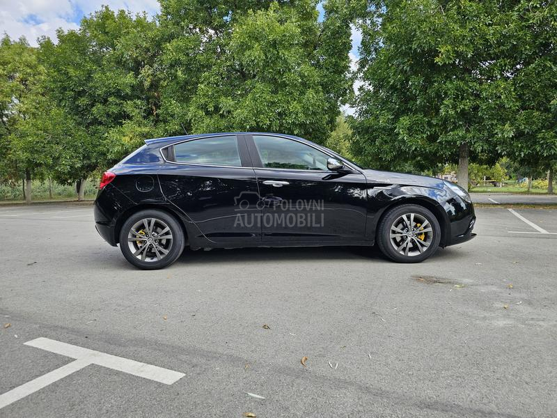 Alfa Romeo Giulietta 