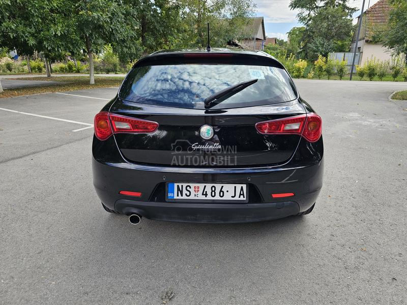 Alfa Romeo Giulietta 