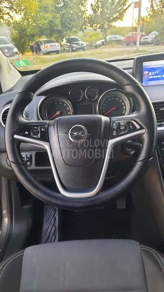 Opel Meriva 1.4 16V COSMO CH