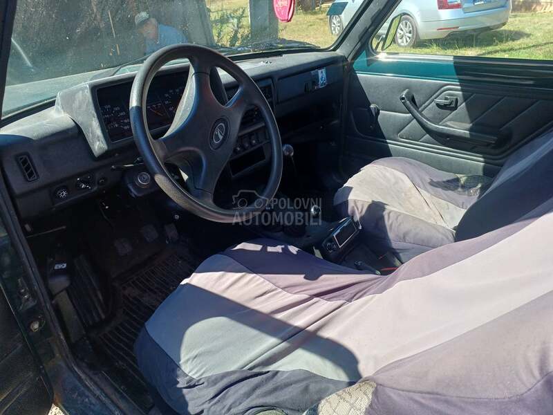 Lada Niva 