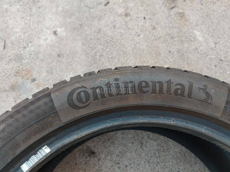 Continental 235/45 R18 Zimska