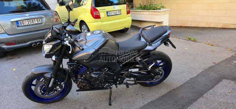 Yamaha FZ8  FZ 8