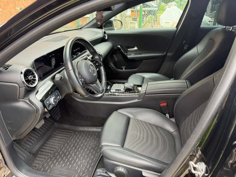 Mercedes Benz A 180 A 180 d AMG