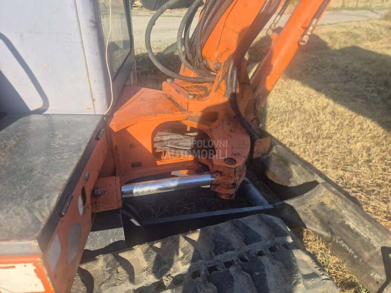 Hitachi EX45
