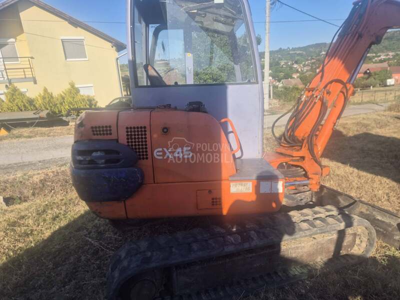 Hitachi EX45