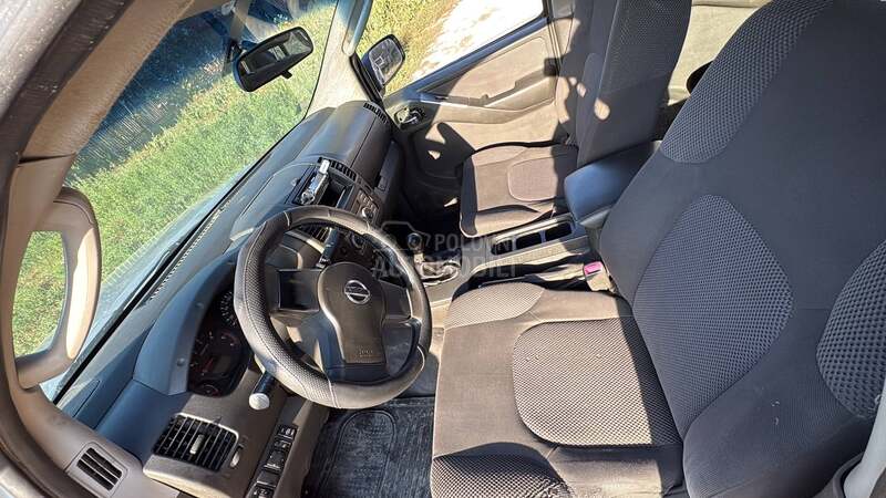 Nissan Navara 