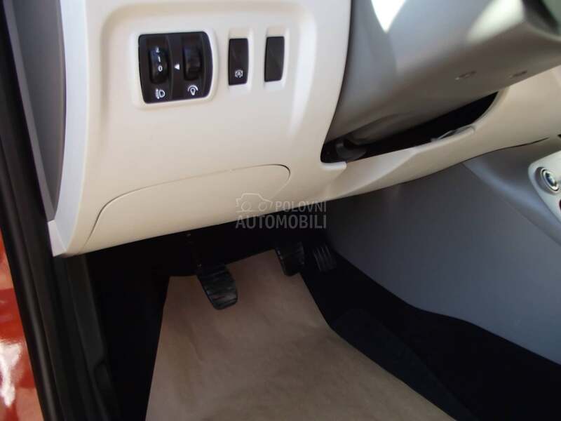 Renault Captur 0.9 TCe NA.VI NOV