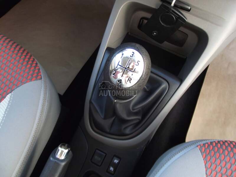 Renault Captur 0.9 TCe NA.VI NOV