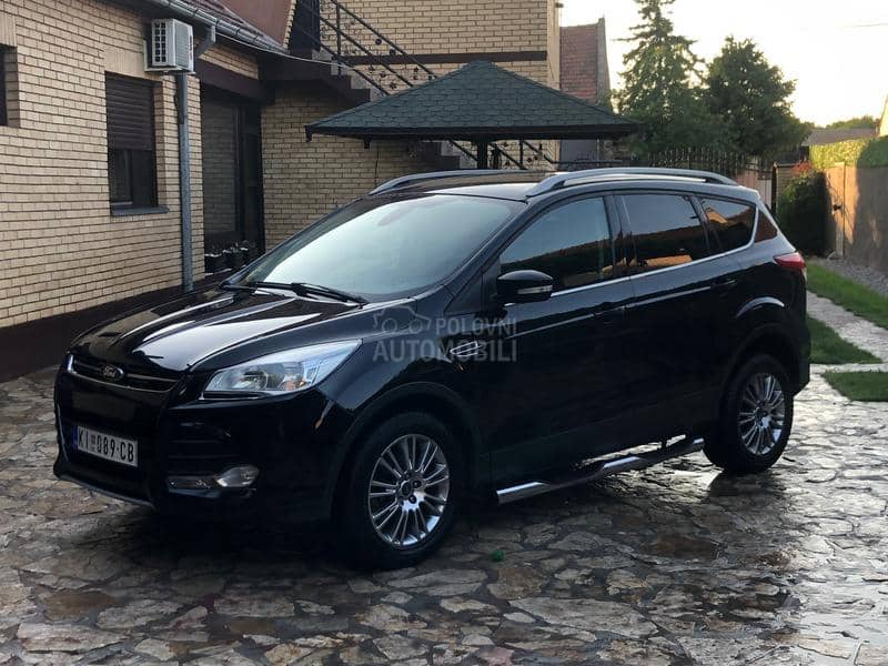 Ford Kuga TITANIUM