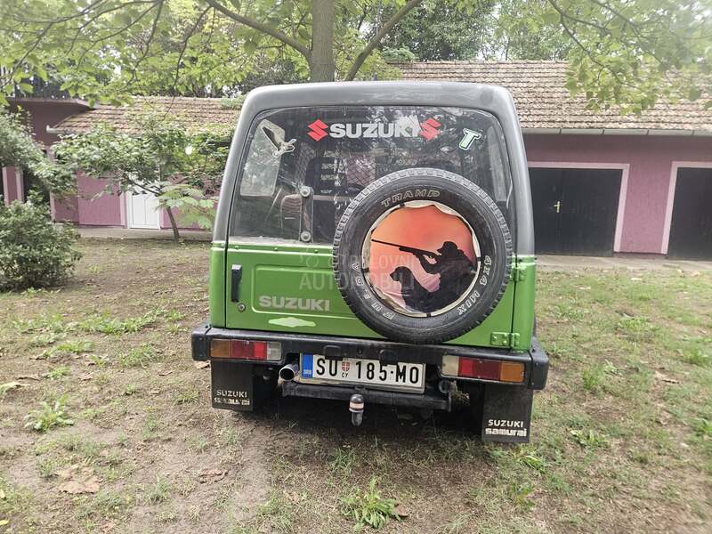 Suzuki SJ Samurai 