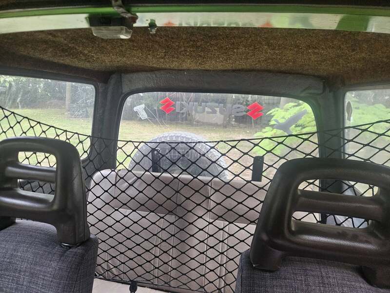 Suzuki SJ Samurai 