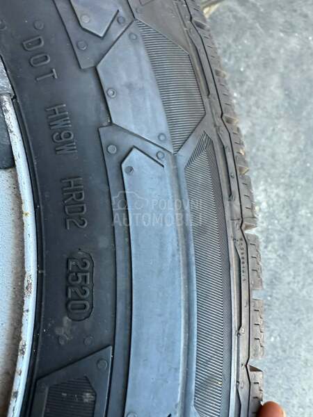 Continental 195/70 R15 Zimska