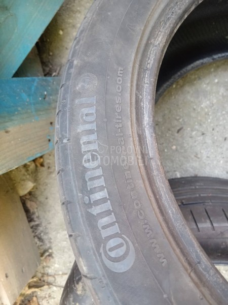 Continental 235/45 R17 Letnja