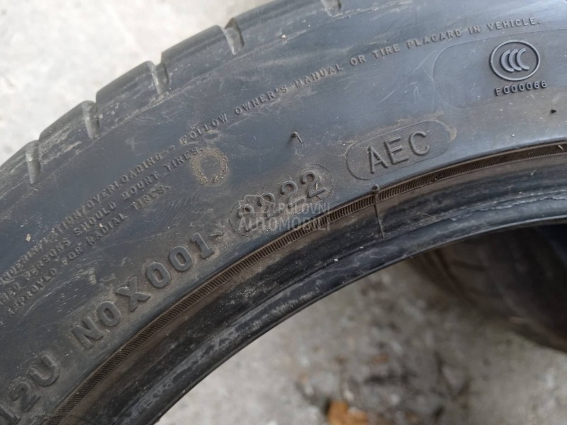Continental 235/45 R17 Letnja